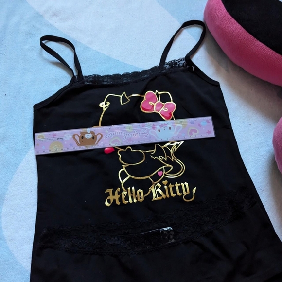 hello kitty h&m tank top + the bottoms size M - Picture 2 of 7